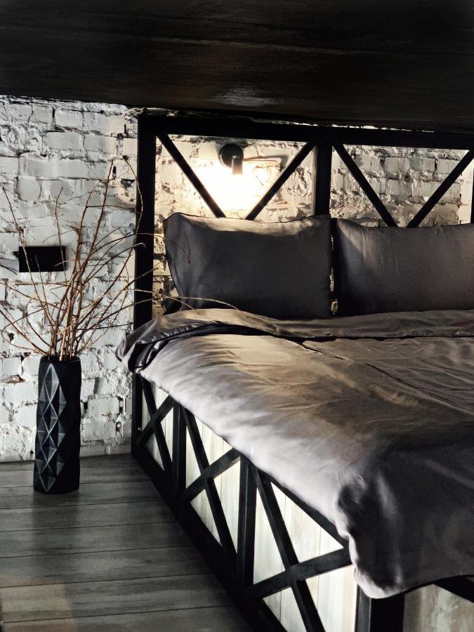 Luxury_Loft Appartement Kamjanets-Podilsky Buitenkant foto